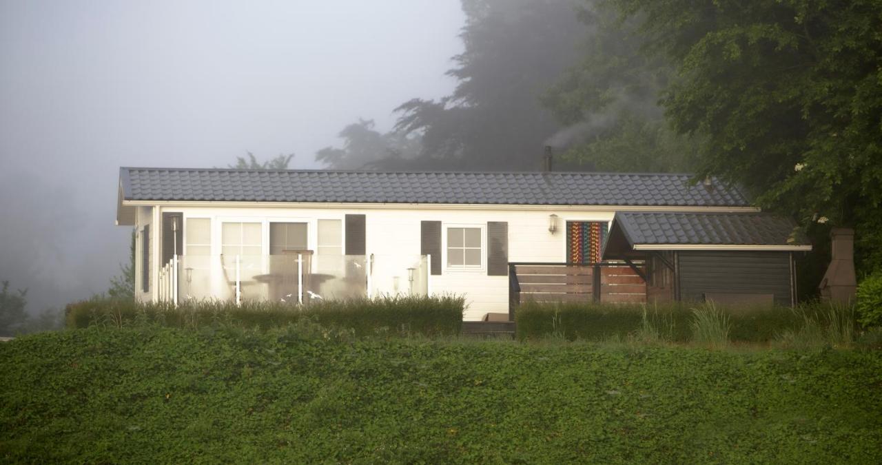 Op-Andel Mooi Huisje Aan De Maas 빌라 외부 사진